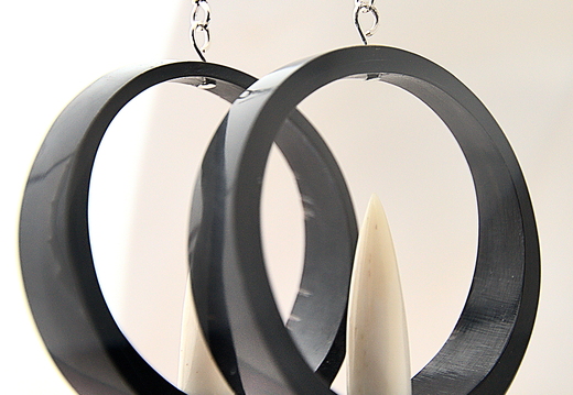 2 inch spike hoop 2