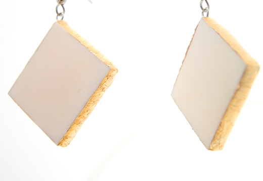 box gold edges